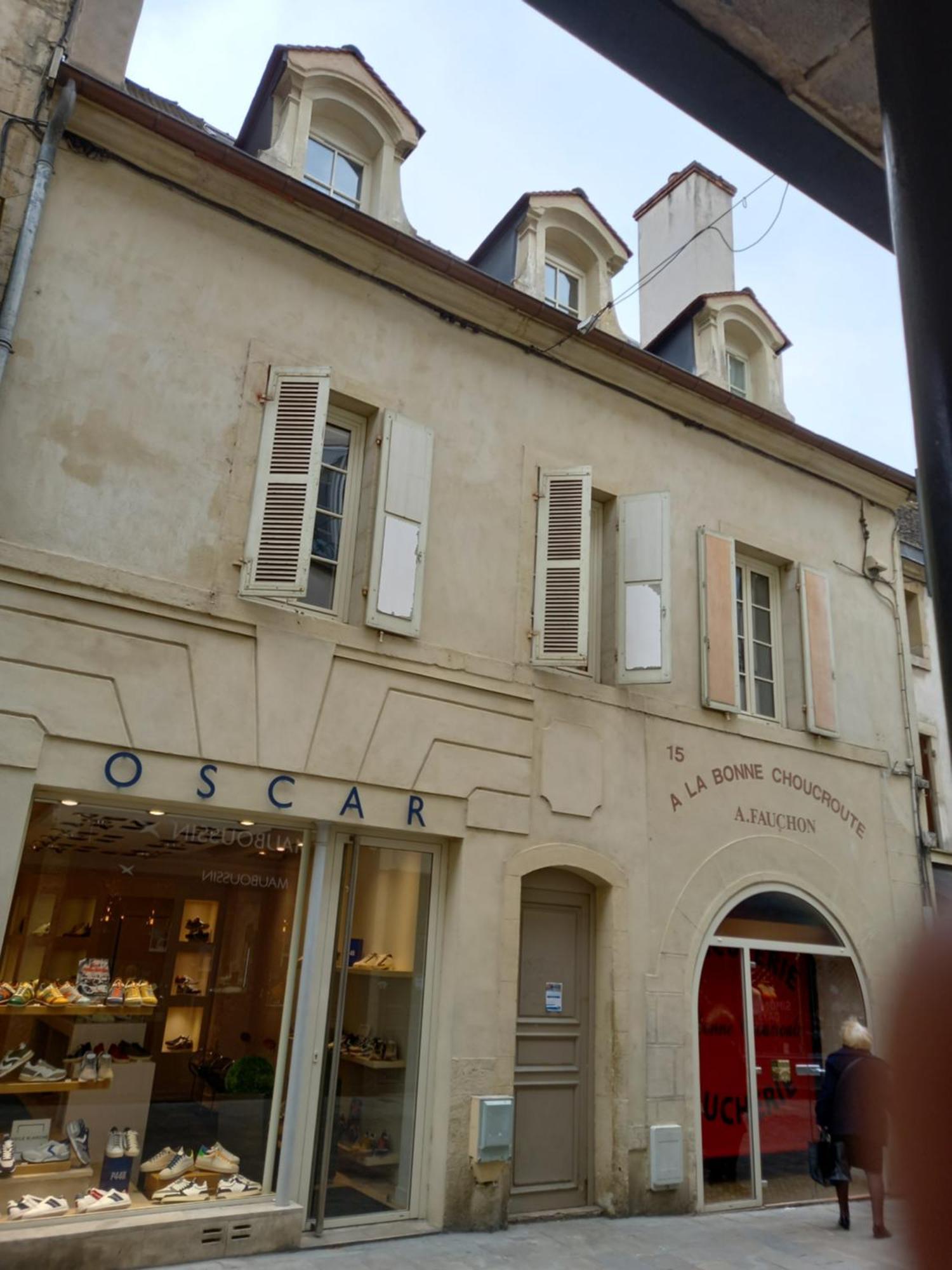 La Cascade Et Des Halles Dijon Kültér fotó